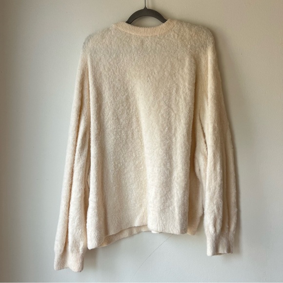 Aerie Oversized Fuzzy Knit Crewneck Sweater Cream Ivory Size XL Holiday Cozy - Picture 8 of 9